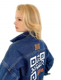 Джинсовая куртка с персональным QR-кодом